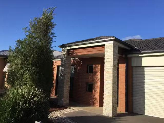 Just in! 15 Cloudy Crescent, Point Cook VIC 3030