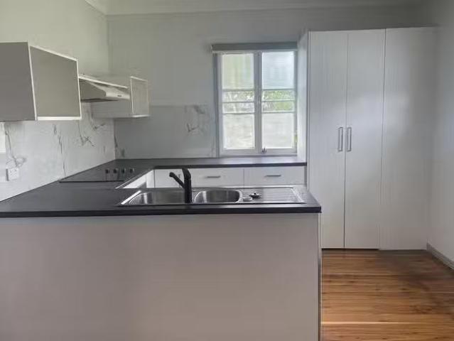 Charming 15 Florence Street, Brighton, QLD 4017
