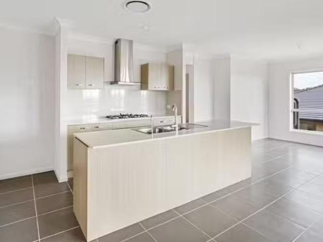 Nice 15 Holdsworth Street, Oran Park House for rent Listed by.