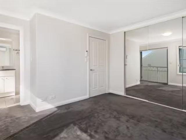 Unique 15 Taylors Drive, Lane Cove Townhouse for rent Listed.