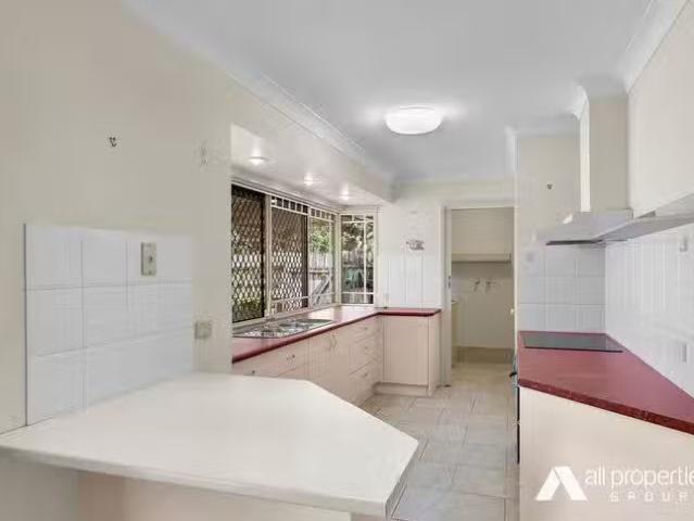 Charming 15 William Nixon Way, Edens Landing, QLD 4207