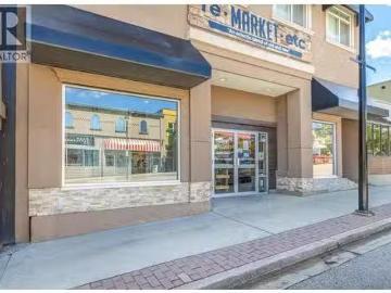 Charming 160 Hudson Avenue Ne, Salmon Arm, BC, V1E 4N7 comme.