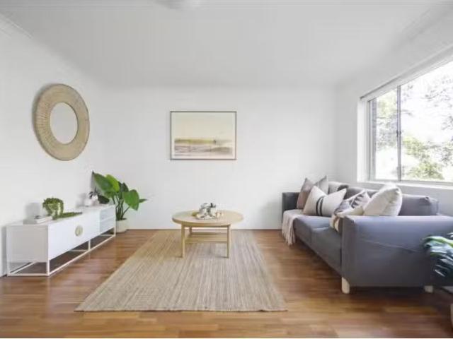 New 16/128 Lawrence Street, Freshwater Apartment for rent Lis.