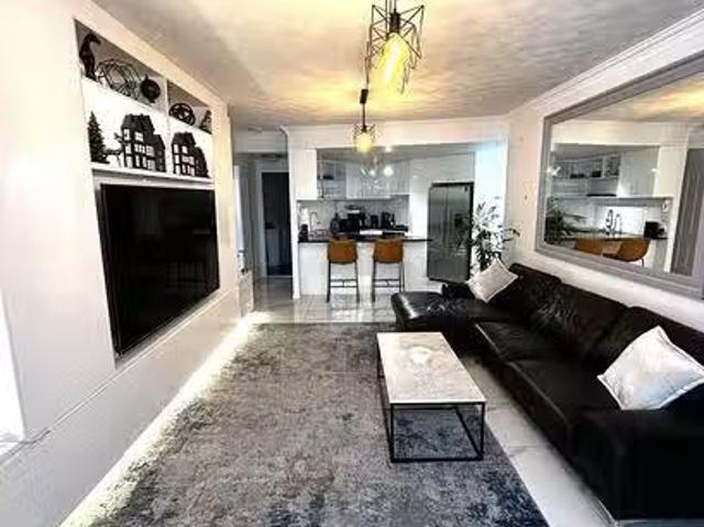 Unique 161 Main Street, Kangaroo Point, QLD 4169