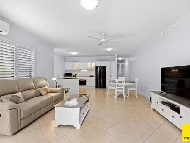 For Rent! 1/65 Sims Esplanade, Yorkeys Knob, QLD 4878