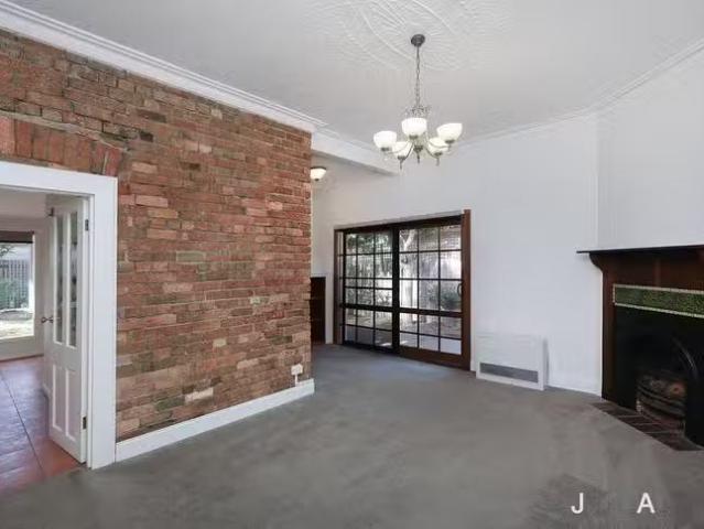 Cozy 169 Stephen Street, Yarraville, VIC 3013