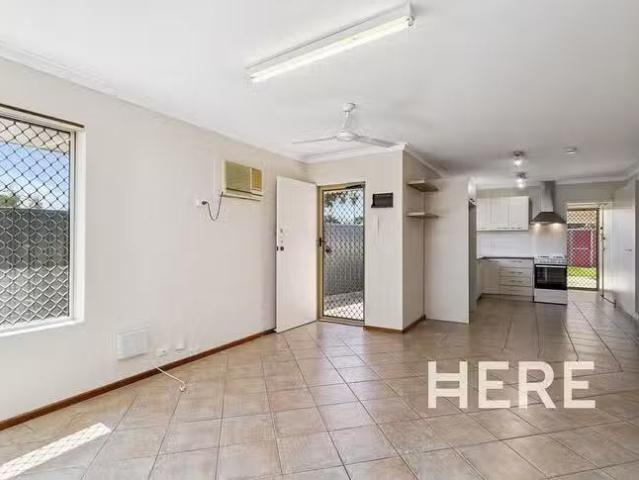 Deal! 169B Elliott Road, Scarborough, WA 6019