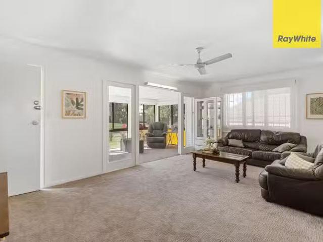 Unique 16 Merrol Street, Logan Central, QLD 4114