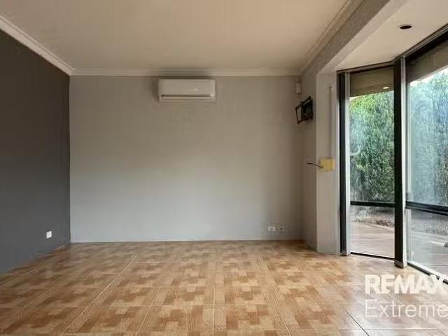 Nice 16 Oakleaf Circle, Mirrabooka, WA 6061
