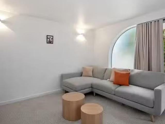 Unique 1/6 Burke Street, North Ward, QLD 4810