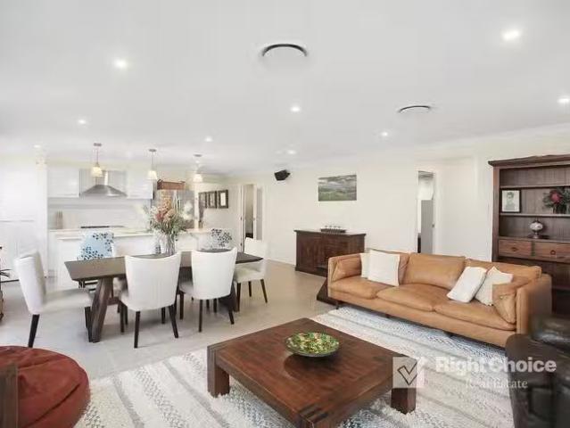 For Rent! 16 Cornfield Road, Calderwood, NSW 2527