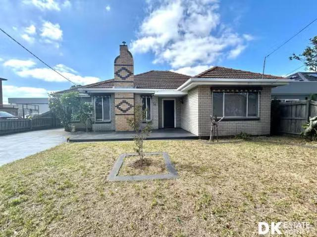 Just in! 16 Stonemark St, Sunshine VIC 3020