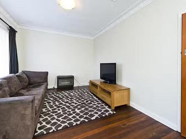 For Rent! 16 Winnacott Street, Willagee, WA 6156
