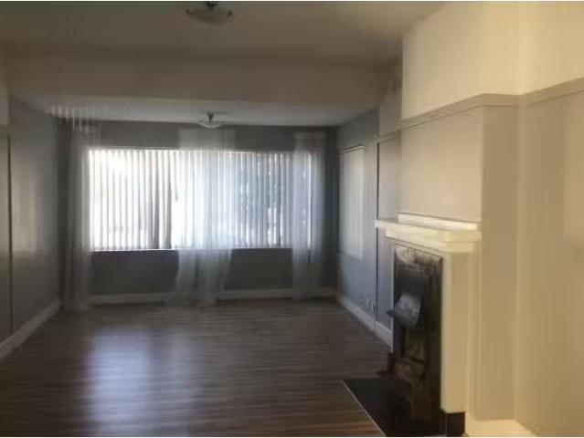 Cozy 1/70 Corrimal Street, Wollongong Apartment for rent List.