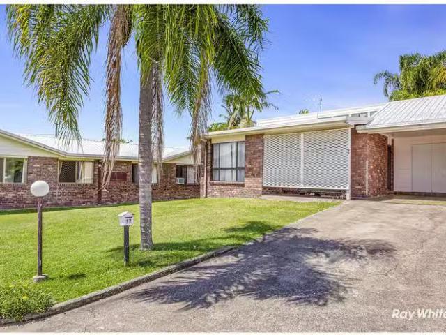 Charming 17/14 24 Elma Street, Cooee Bay, QLD 4703
