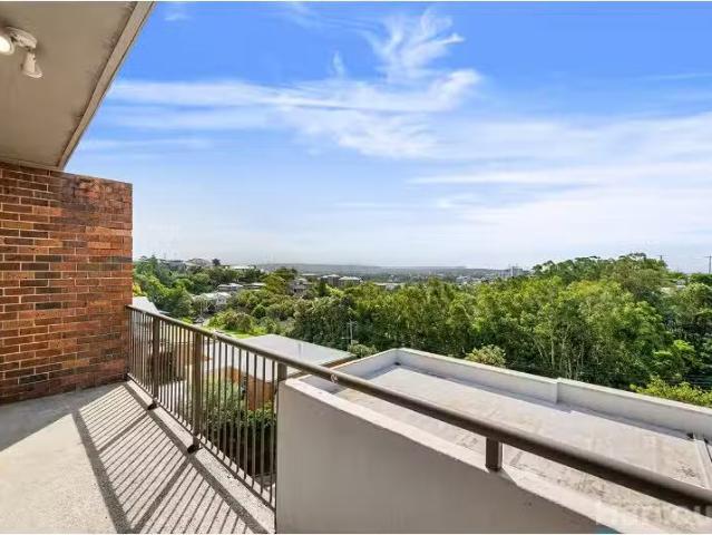 Rental! 17/61 Nesca Parade, The Hill Apartment for rent Liste.