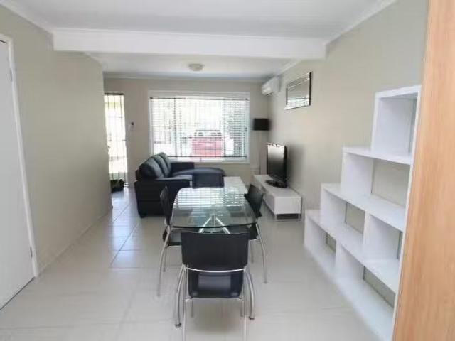 Nice 1/76 Ann Street, South Gladstone, QLD 4680
