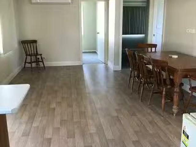For Rent! 176B Sixth Avenue, Llandilo, NSW 2747