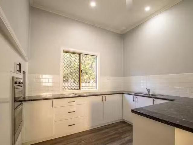Charming 178 Russell Street, Newtown, QLD 4350