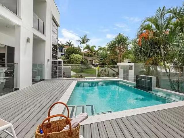 Just in! 17 Crystal Waves Place, Alexandra Headland, QLD 4572