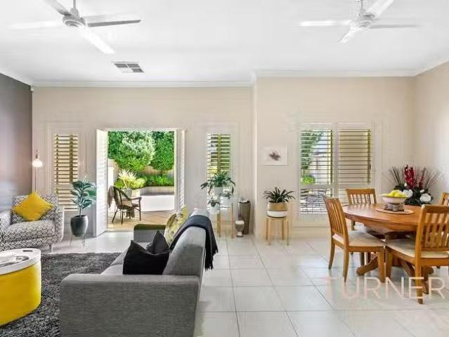Just in! 17 Frederick Street, Glengowrie, SA 5044