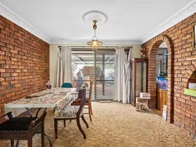 Nice 17 Harrier Avenue, Loganholme, QLD 4129