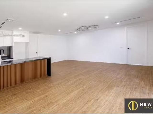 Deal! 17 Leader Street, GOOGONG House for rent Listed by Rent.