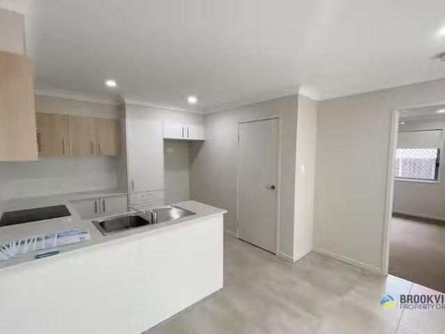 Cheap 1/7A Richards Street, Loganlea, QLD 4131