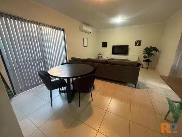Cheap 180 Shiraz Boulevard, Pearsall, WA 6065