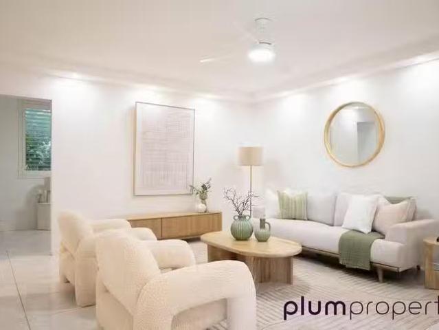 Just in! 1/82 Macquarie Street, St Lucia, QLD 4067