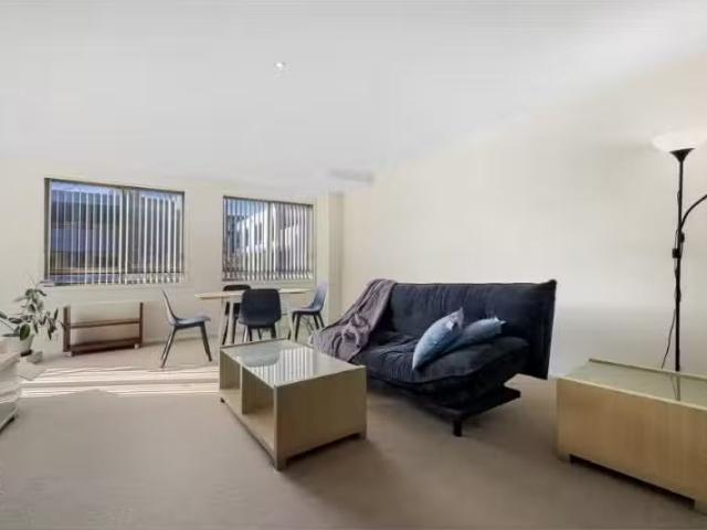 Nice 18/40 Moore Street, Turner Apartment for rent Listed by.