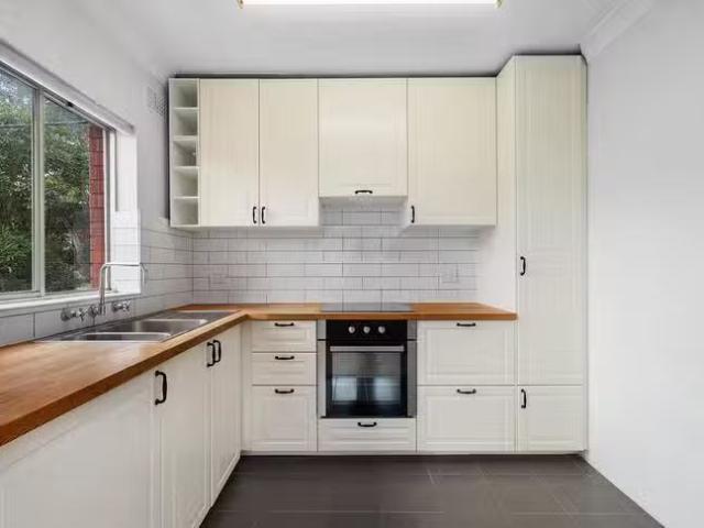 Nice 1/88B Mount Street, Coogee, NSW 2034