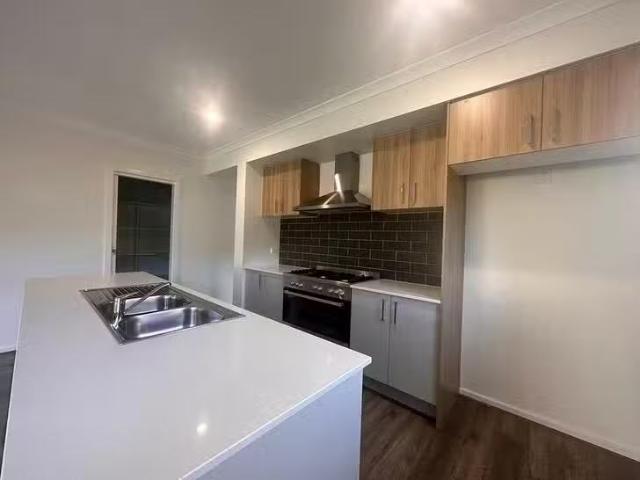 For Rent! 18 Camden Street, Lucknow, VIC 3875