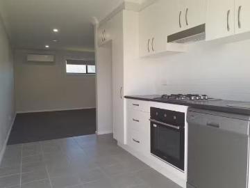 Cheap 1/8 Cliffdale Place, Kootingal, NSW 2352