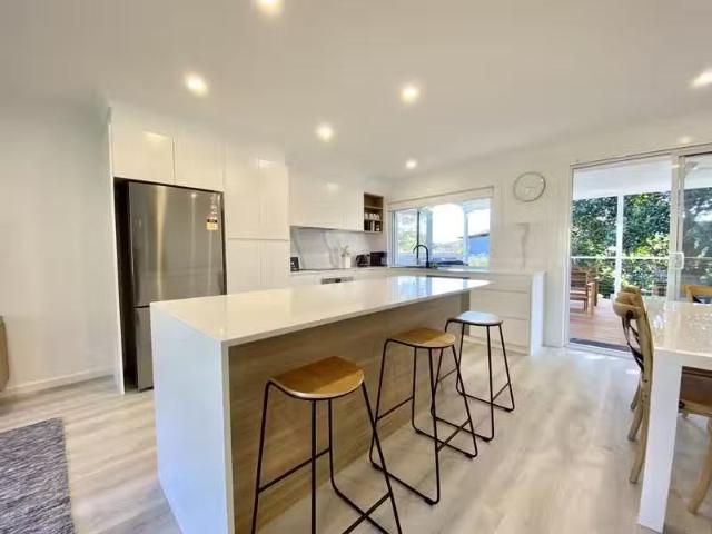 Rental! 18 Victor Parade, SHOAL BAY House for rent Listed by.
