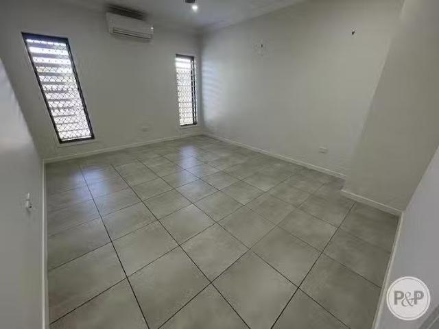 Cheap 18 Yanuca Street, Burdell, QLD 4818