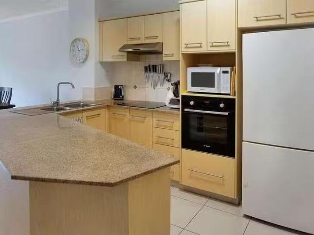Unique 19/275 277 Esplanade, Cairns North, QLD 4870