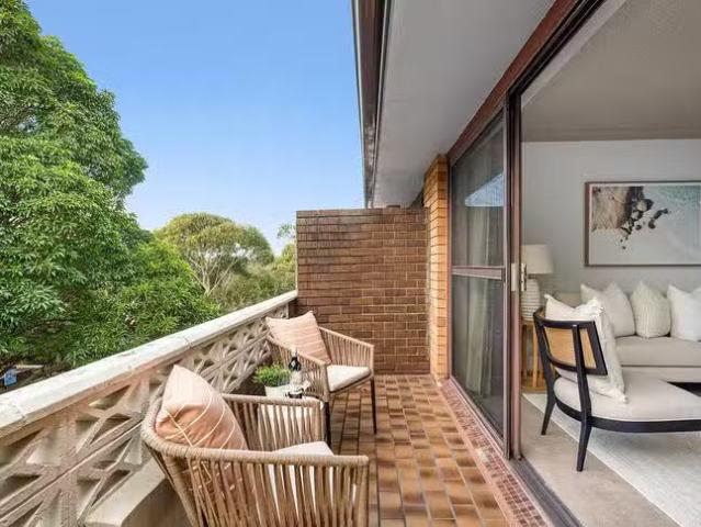 Unique 19/45 49 Campbell Parade, Manly Vale, NSW 2093