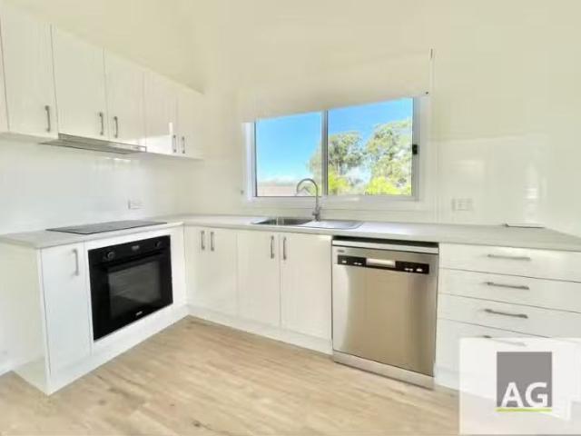 Nice 1/9A The Boulevard, TALLWOODS VILLAGE House for rent Lis.