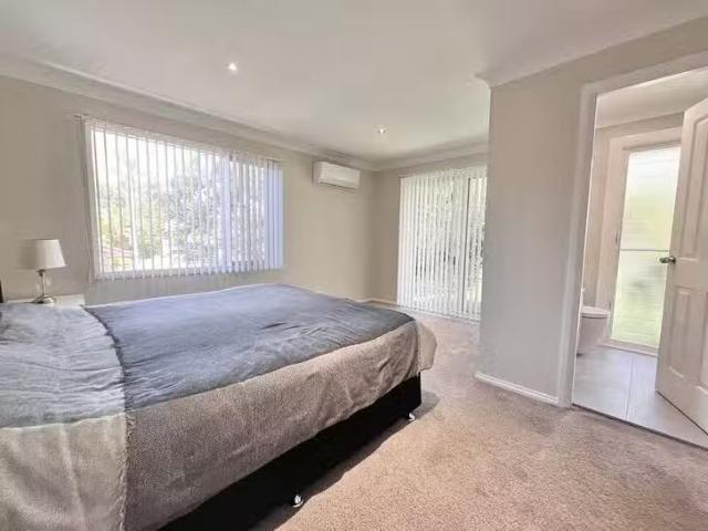 Cozy 100 Glad Gunson Drive, Eleebana, NSW 2282