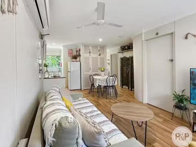 Cheap 10/10 Ethel Street, Hyde Park, QLD 4812