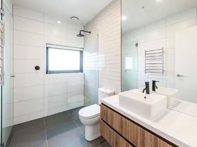Cheap 102/127 Gardenvale Road, Gardenvale VIC 3185