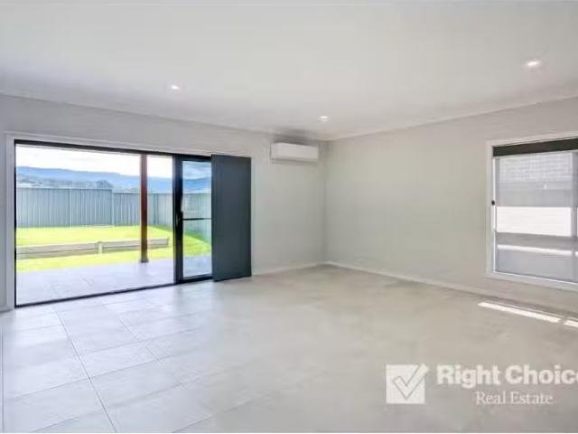 New 102 Broughton Avenue, Tullimbar House for rent Listed by.