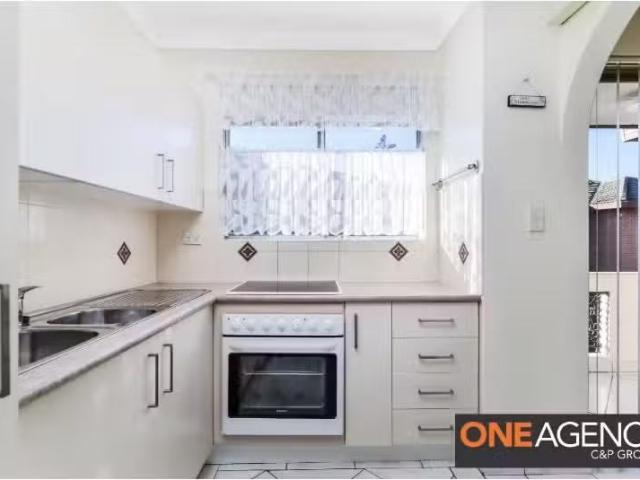Cozy 10/36 38 Goulburn Street, Liverpool NSW 2170