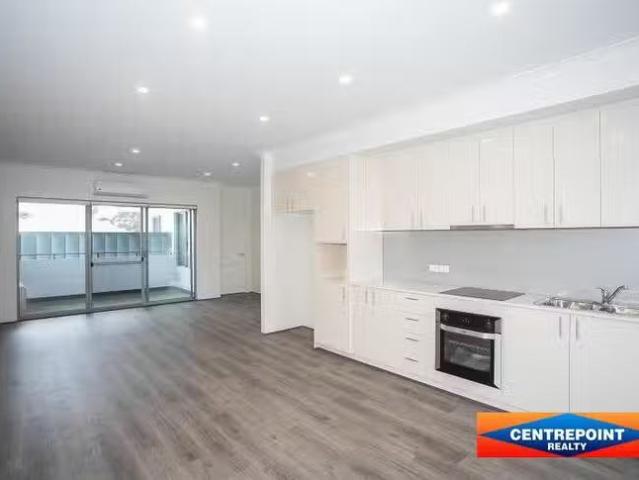 Unique 10/43 Morago Crescent, Cloverdale, WA 6105