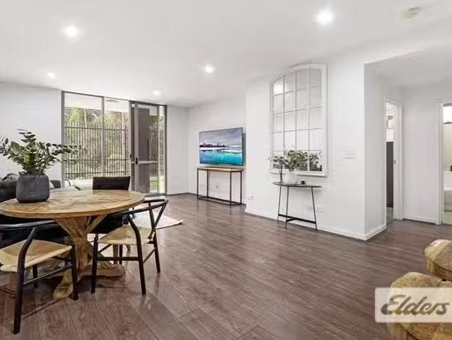 New 104E/2 Rowe Drive, Potts Hill, NSW 2143