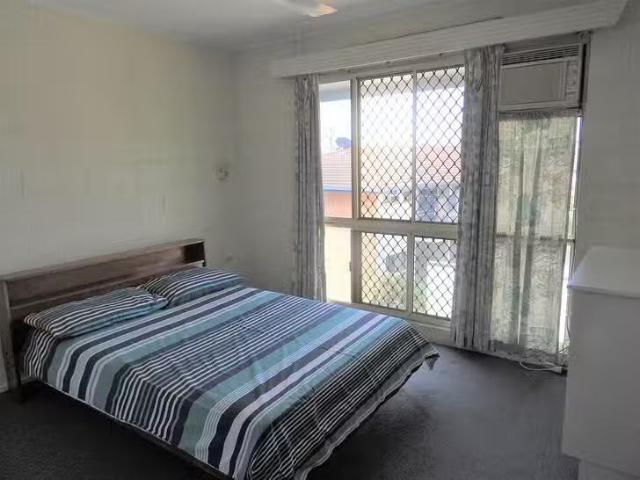 Unique 10/6 Albert Street, Cranbrook, QLD 4814