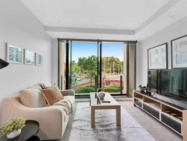 Charming 107/2 14 Albert Road, South Melbourne, VIC 3205