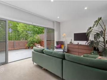Charming 10/77 Mac Arthur Avenue, O'connor Apartment for rent.