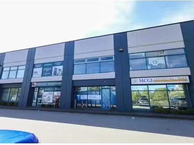 Nice 108 12332 Pattullo Place, Surrey, BC, V3V 8C3 commercia.